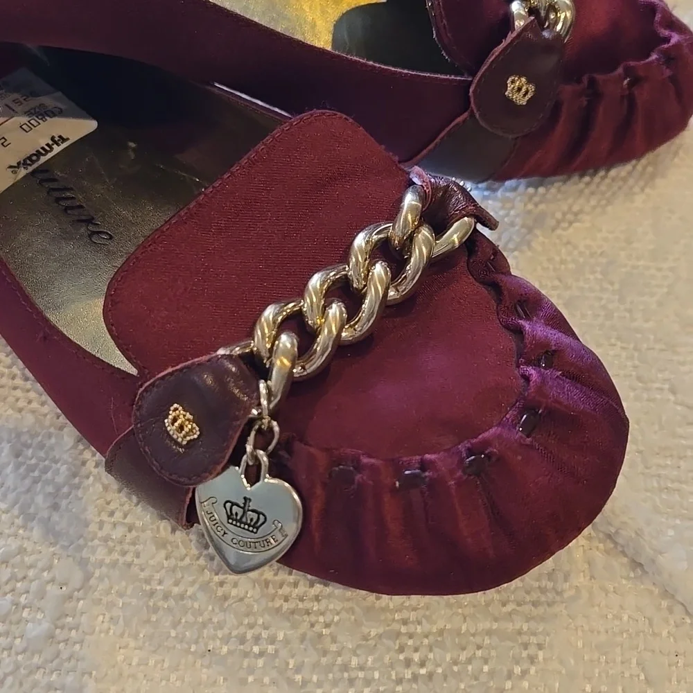 Juicy couture vintage Y2K burgundy, gold accent loafers flats shoes size 8.5